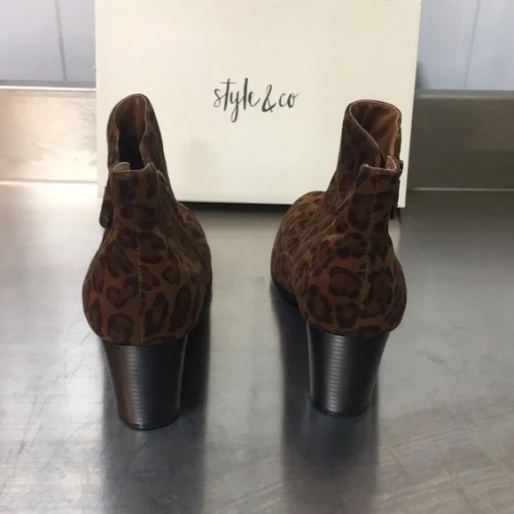New NB Woman’s Style & Co. Brown Leopard Print Ankle Boots - Picture 4 of 5